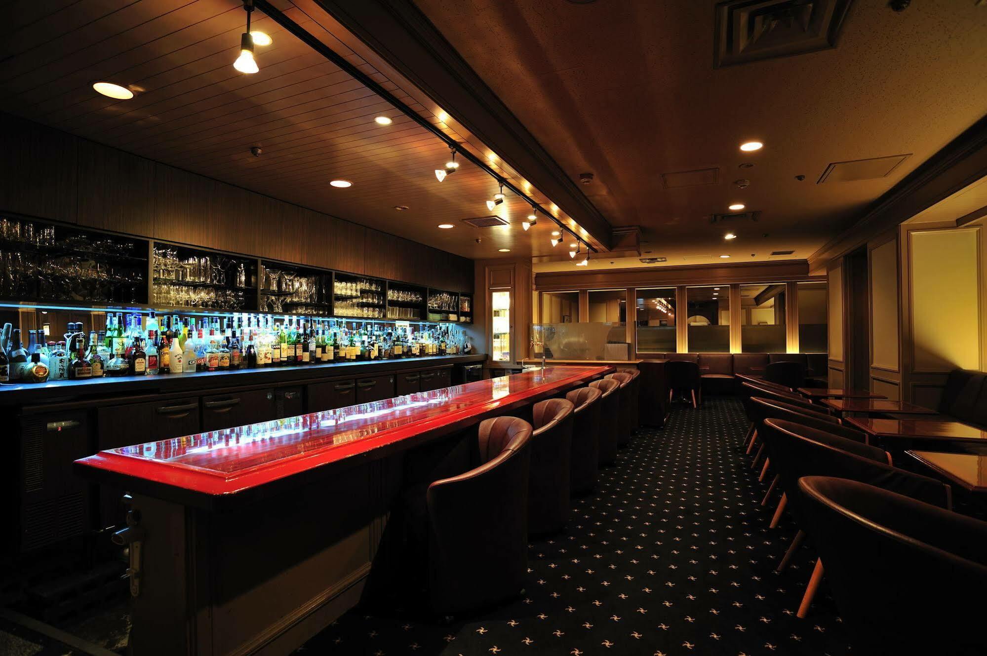 Hotel New Hankyu 4*