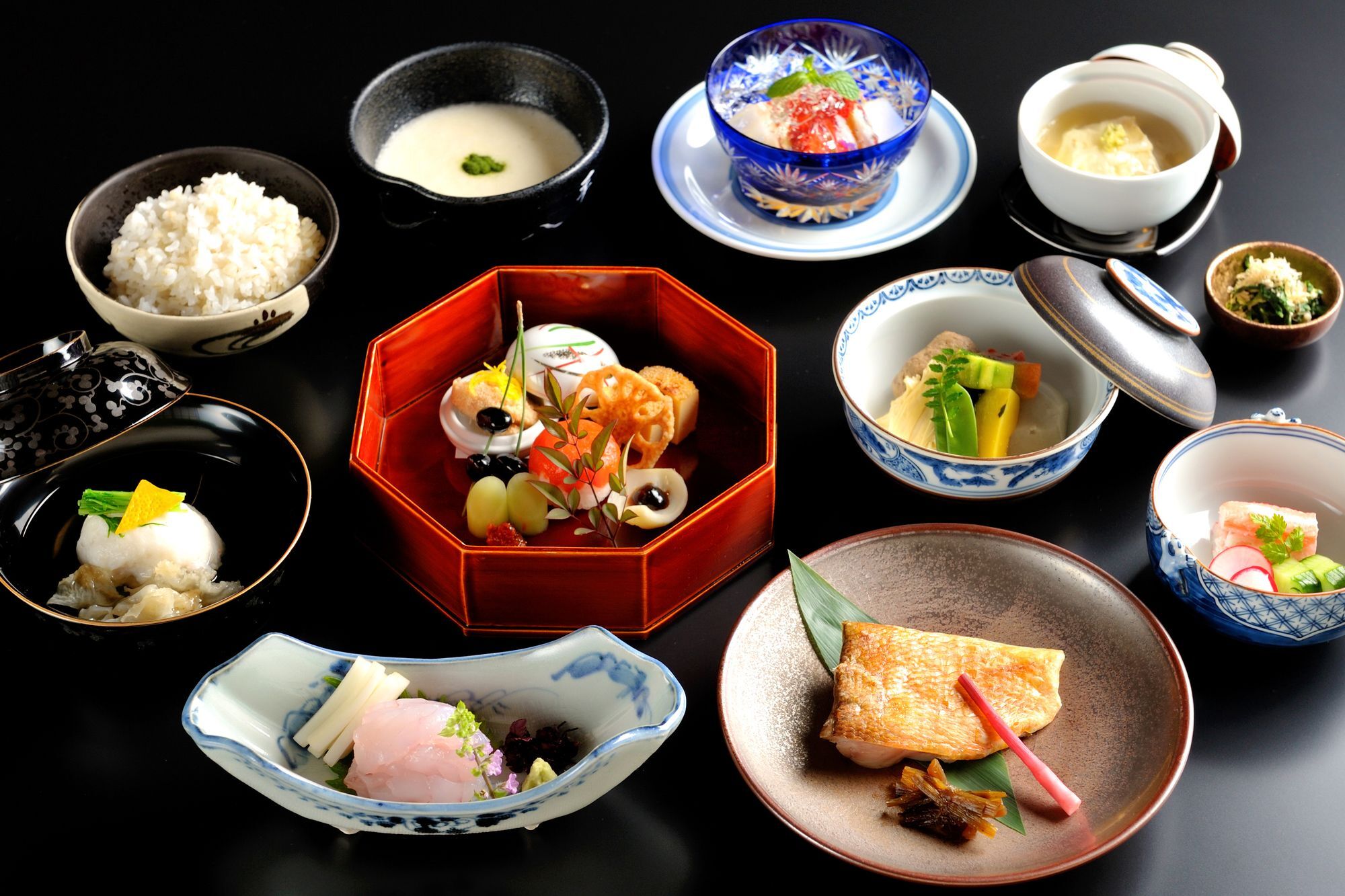 Heihachi Tea House Ryokan