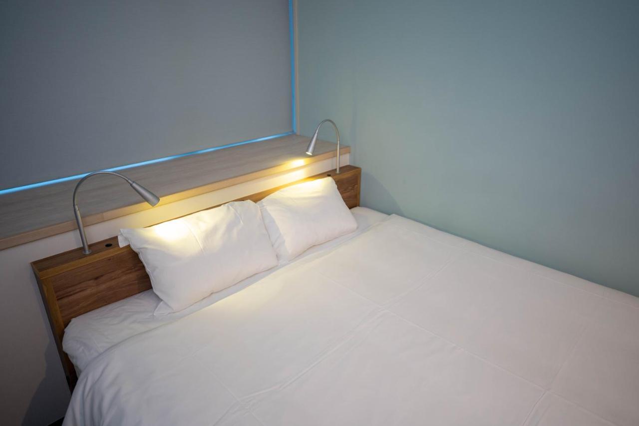 Morris Hostel