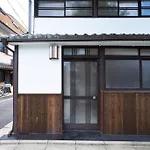 Kuromon House