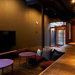Yadoru Kyoto Hanare Kanade No Yado