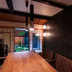 Rinn Machiya Kuon