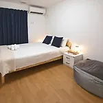 二条 秋 Designer House 新築 2Ldk 1階庭付き 4人宿泊可能
