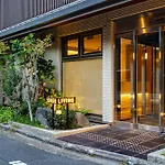 Dash Living Gojo