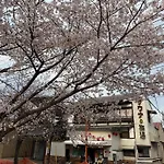 初音