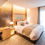 Kyoto Shinmachi Rokkaku Hotel Grandereverie