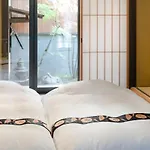 京町屋の宿悠路里 Kyo-Machiya Yululy