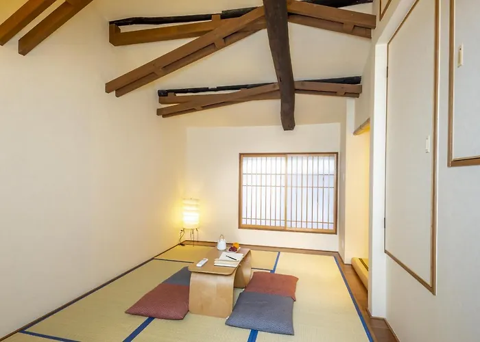 Tsukinowacho House