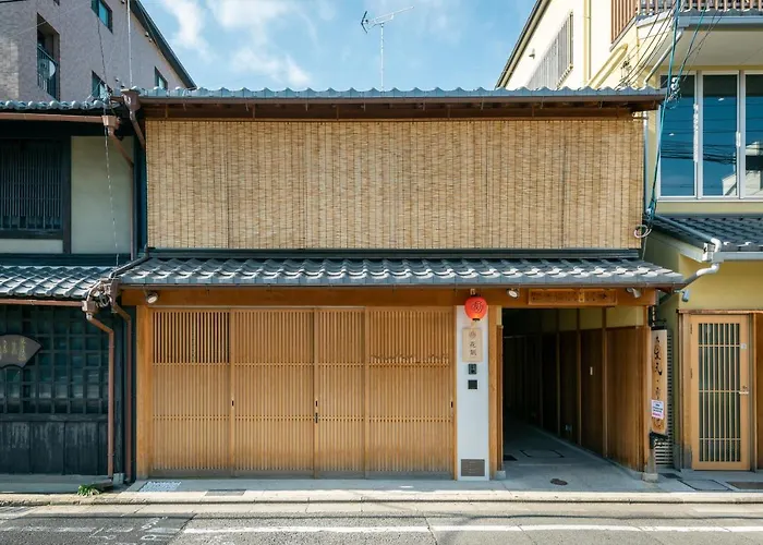 Hanatoki Machiya House