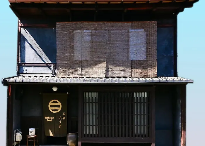 Teahouse Rouji
