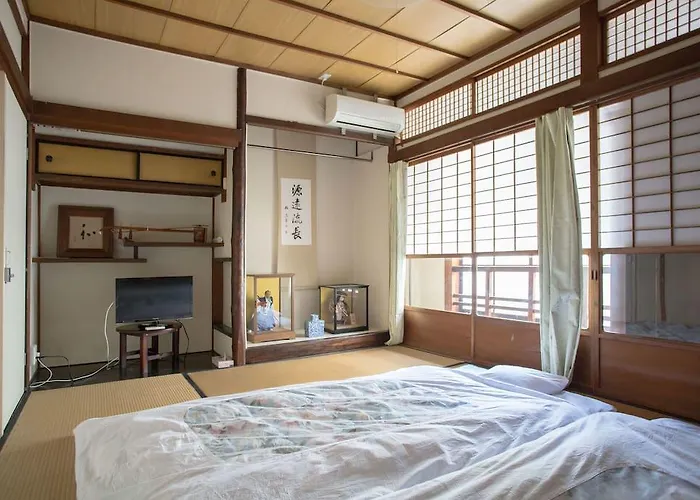 Kyoto Globalhouse Zen