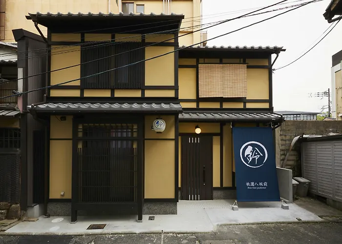 Rinn Gion Yasakamae