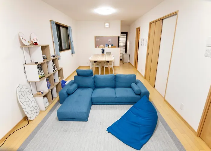 Spacious & Modern Inn Megumi-An Nishijin