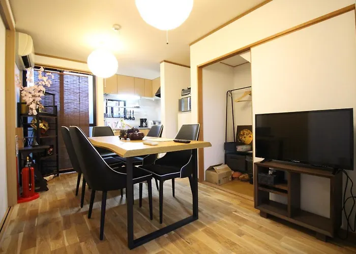 Trad Guest House Kyoto Kyomachiya
