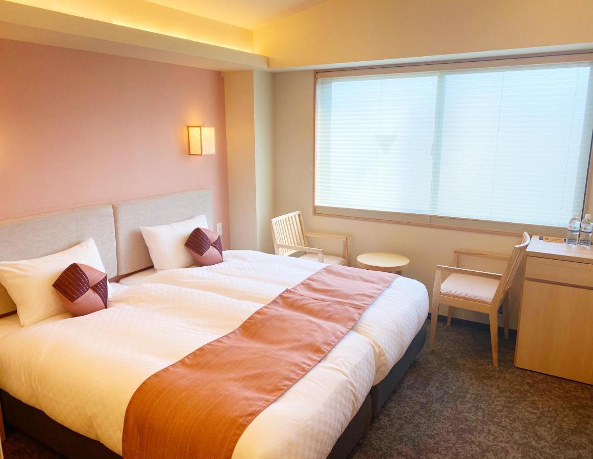 You's Aparthotel 3*