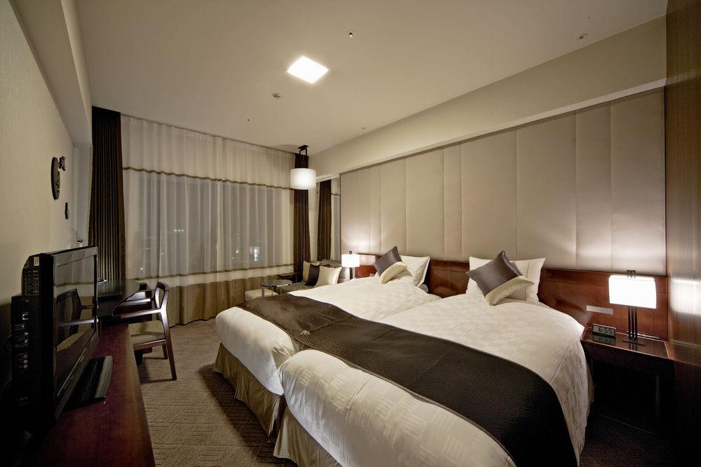 Hotel The Royal Park Sanjo 4*