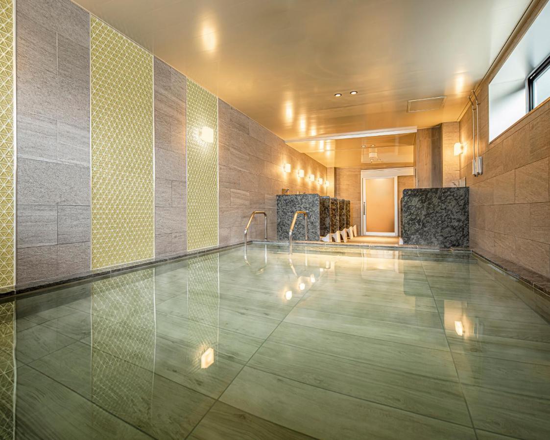 Rihga Gran Hotel 4*