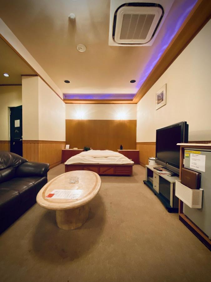 Love hotel Sagano (adults Only) 2*