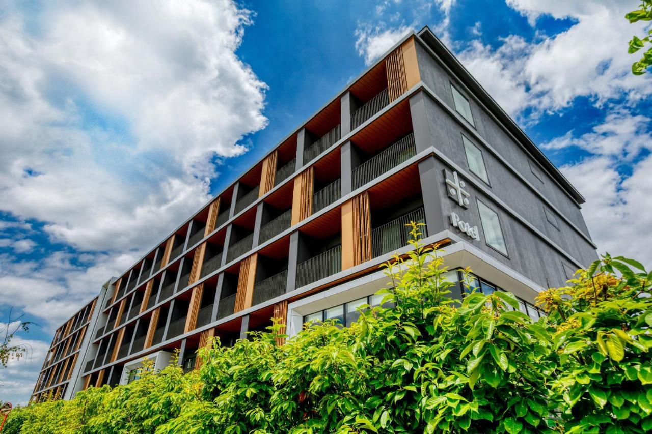 Umekoji Potel 4*