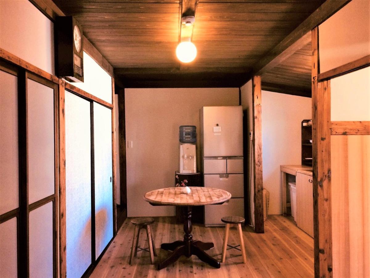 Kobako Hostel *