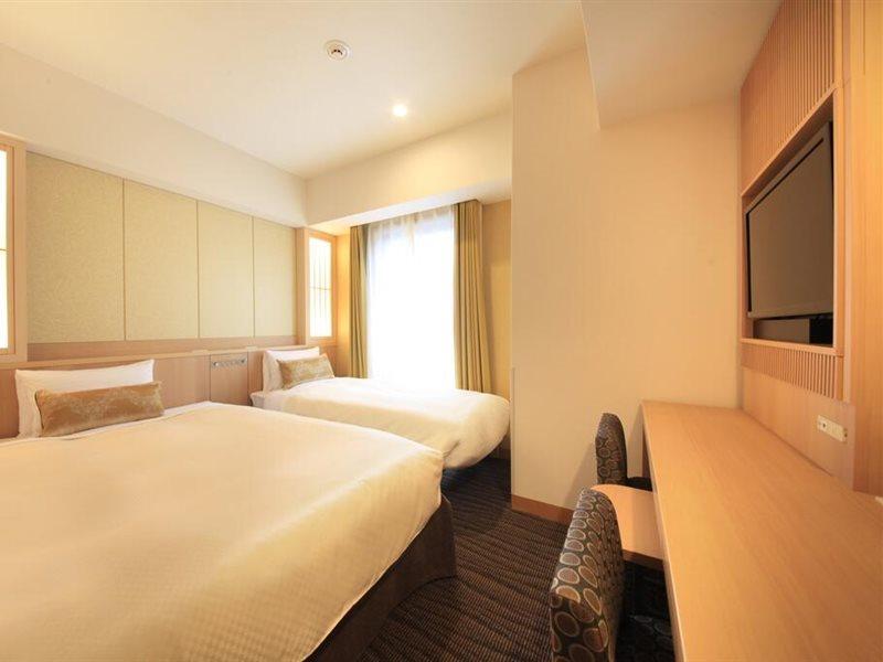 Vessel Campana Gojo Hotel