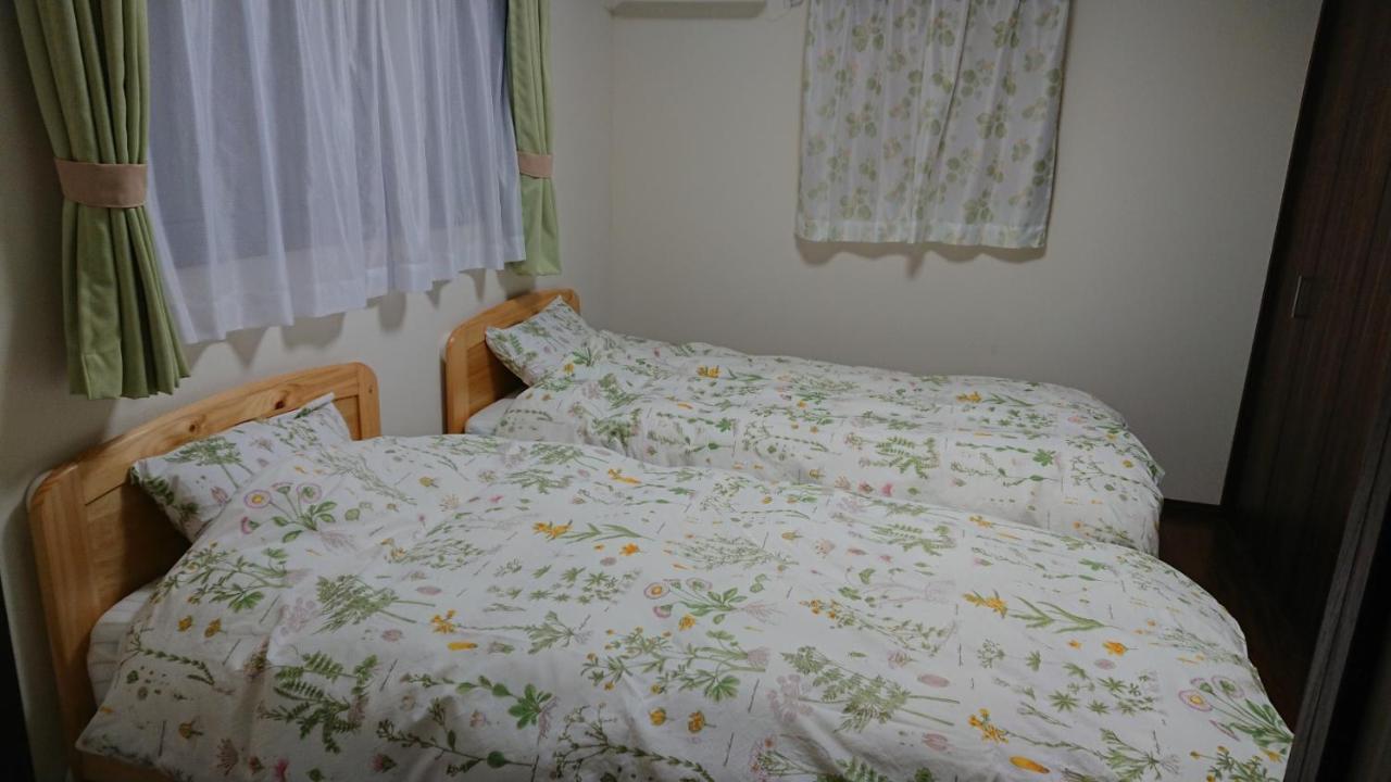桃山ゲストハウス おかだ Bahay bakasyunan *