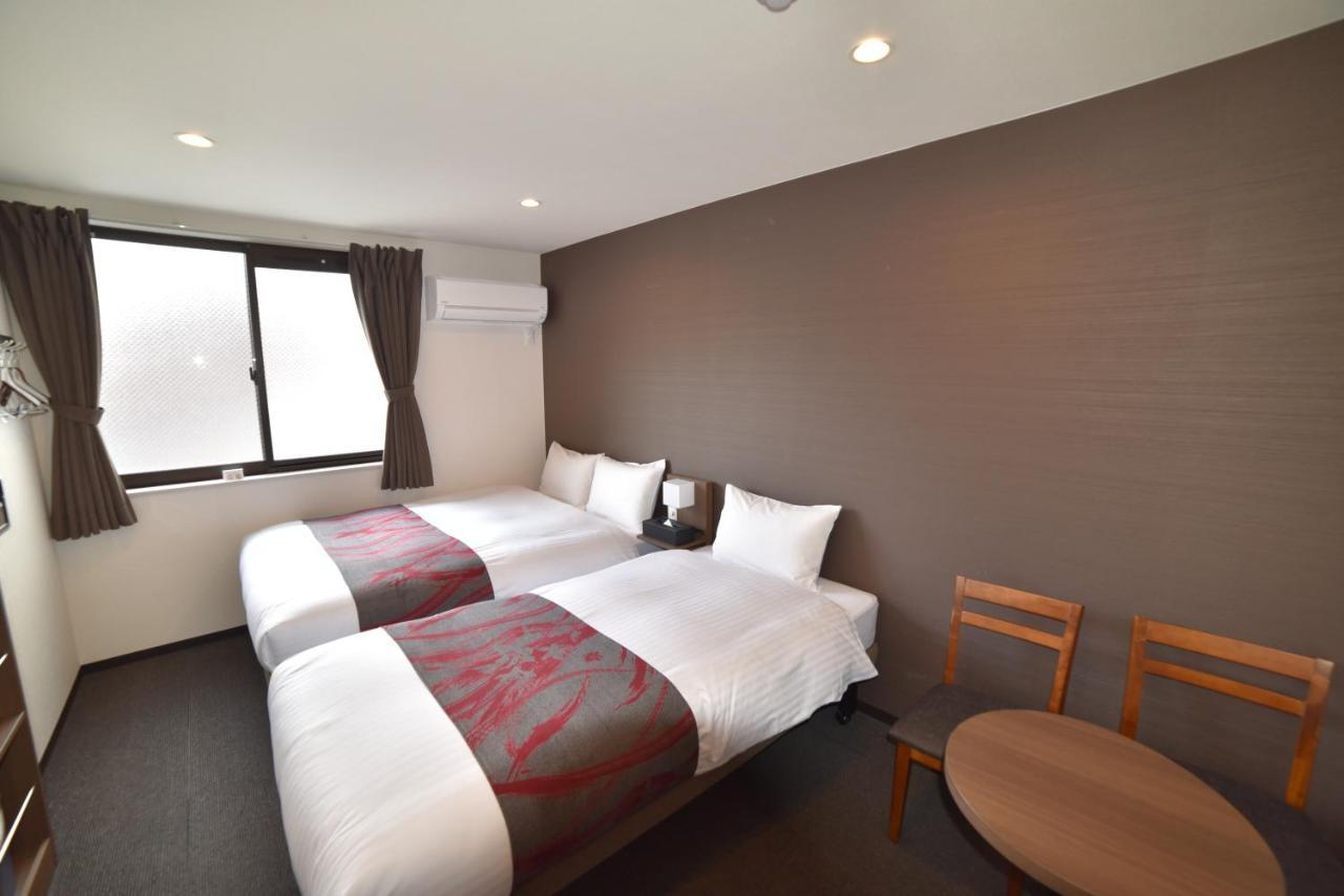 Laon Gion Shinbashi 3*