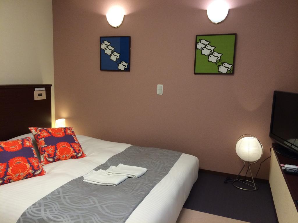 Hana Hotel 3*