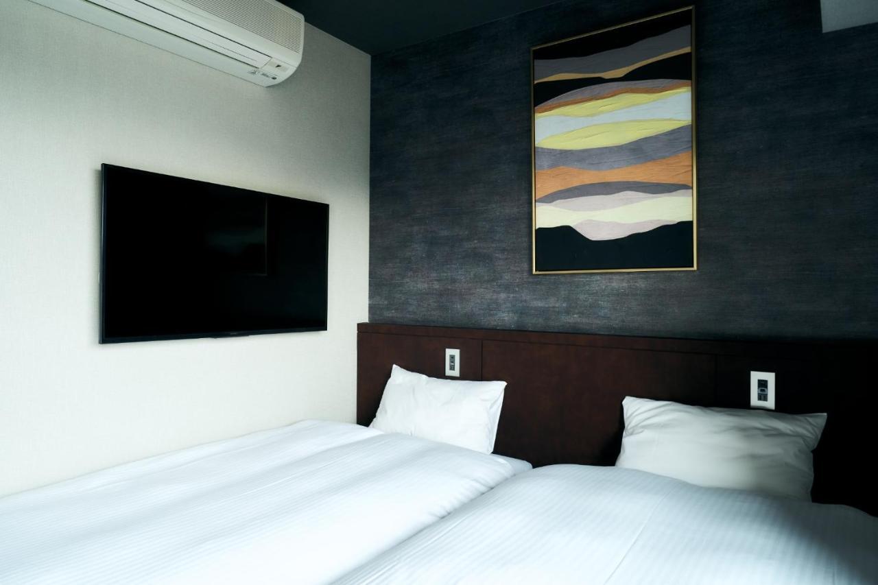 Guest house Rakuten Station Twin With Ceiling Projector