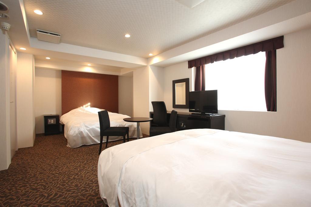 Economy hotel Sunline Gion Shijo 3*
