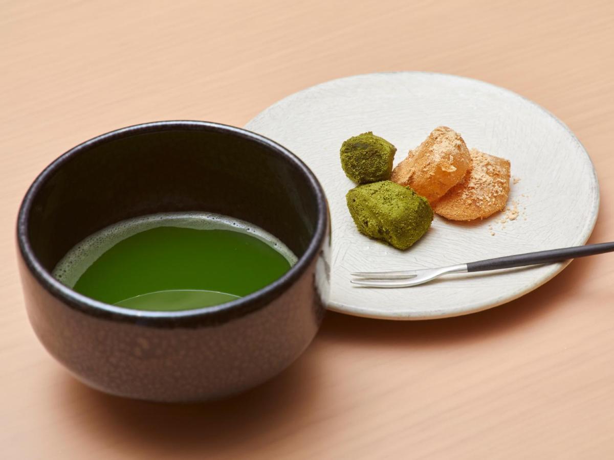 Agora Shijo Hotel 4*