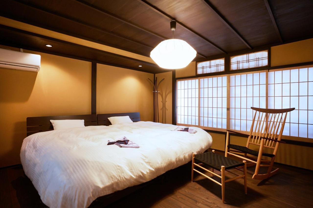 Rinn Shijo Takasegawa *