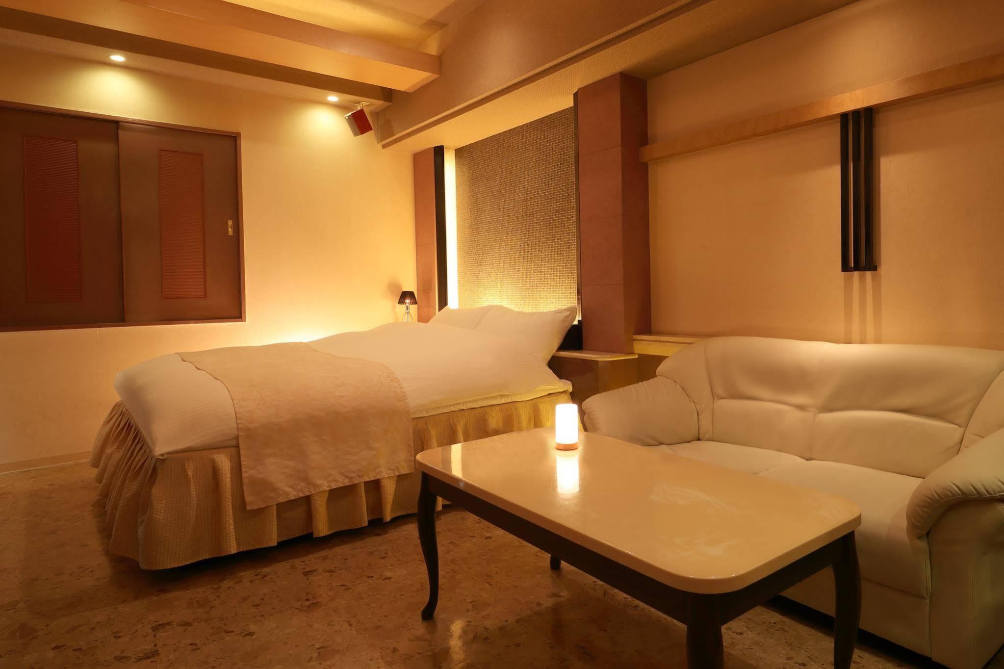 Love hotel Grand Fine Minami (adults Only) 3*