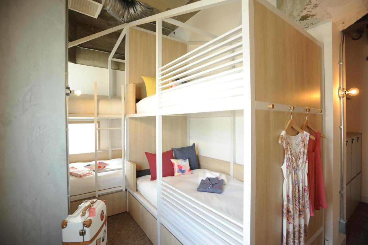 Hostel Cafetel Sanjo For Ladies *