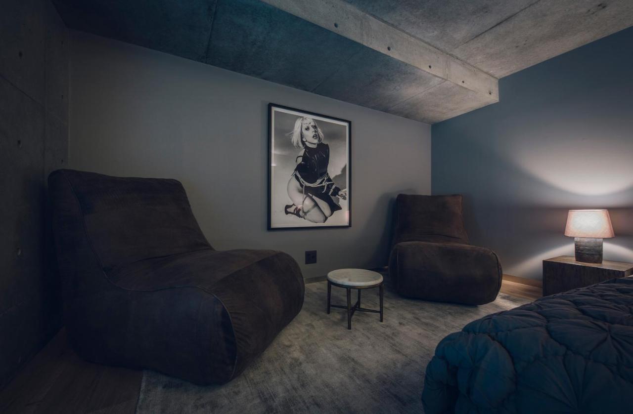 Hotel Node