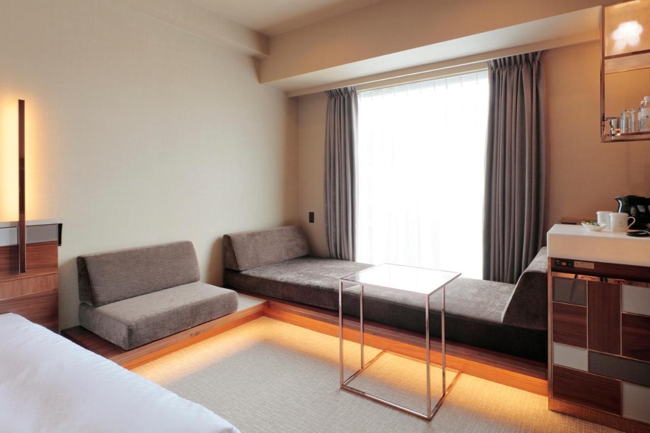 Candeo Karasuma Rokkaku Hotel 4*