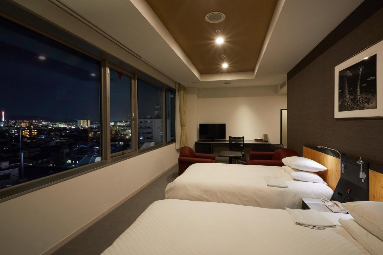 Hotel Rhino 3*