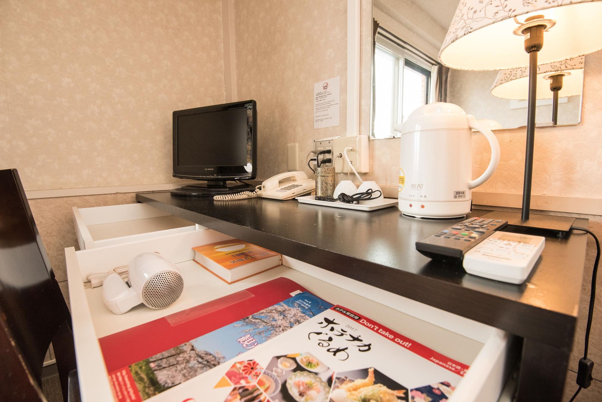 Travellers Hotel