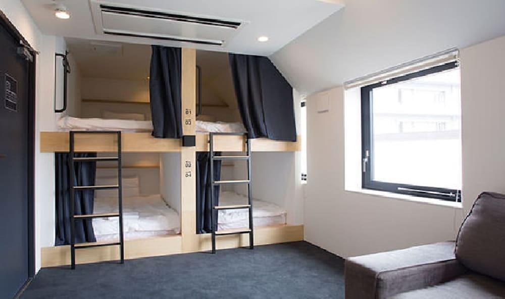 Hostel Piece
