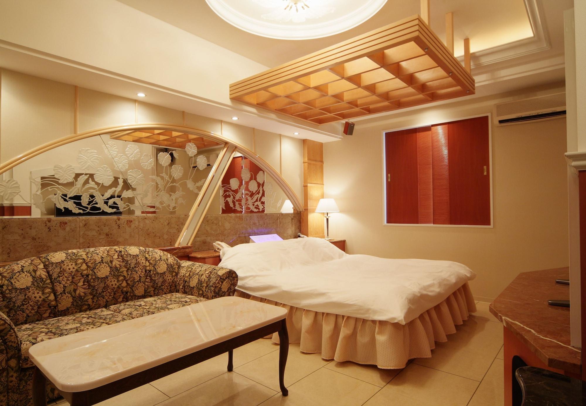 Grand Fine Minami (adults Only) 3*