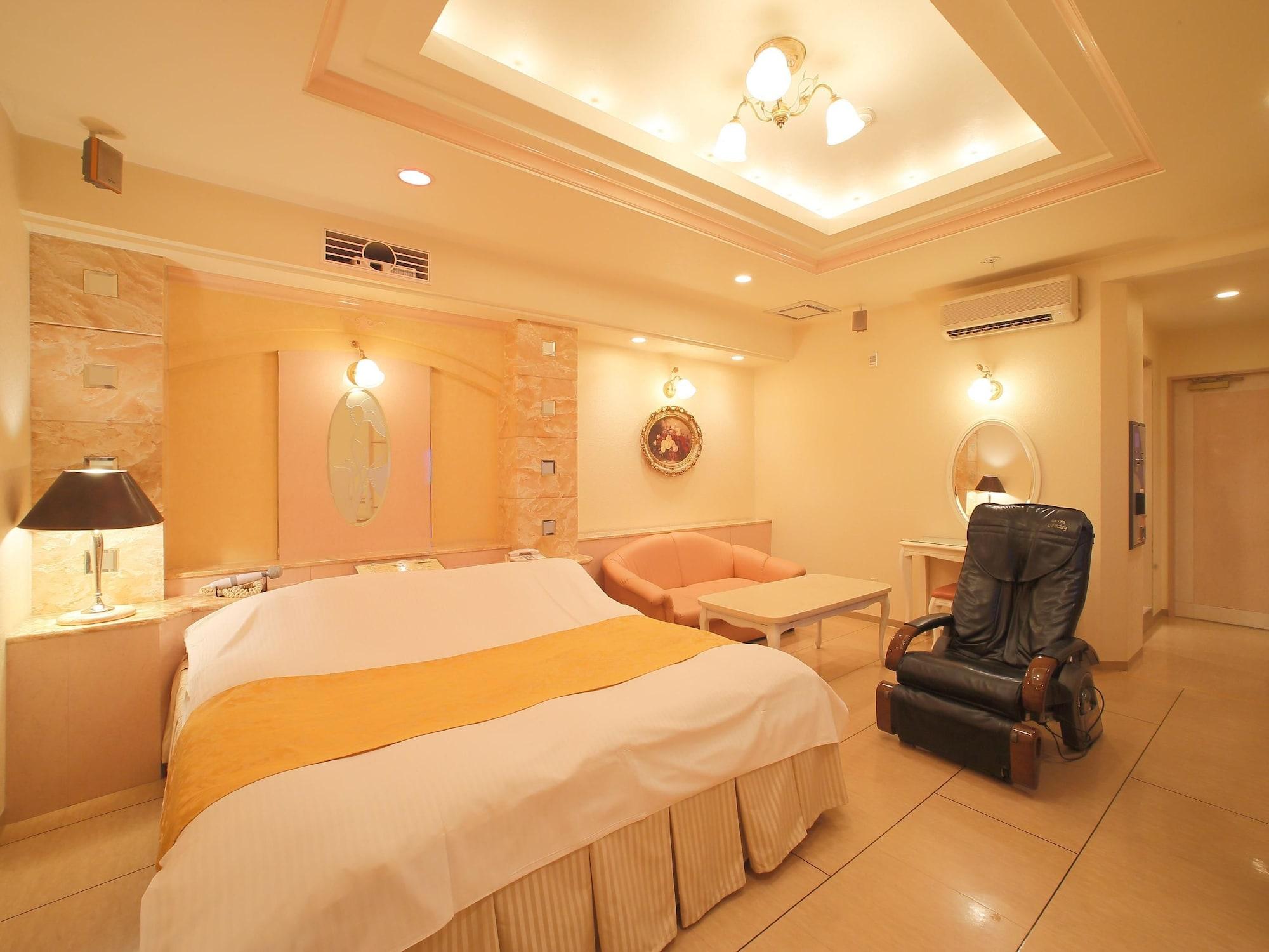 Grand Fine Minami (adults Only)