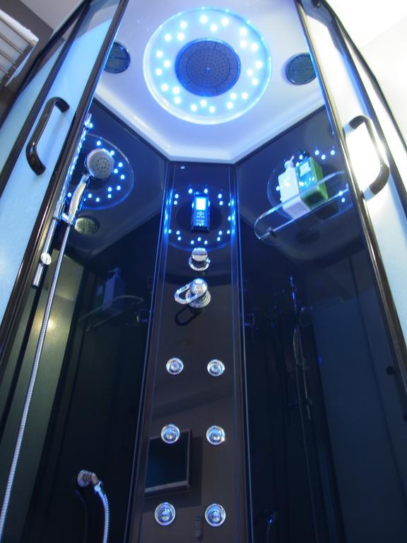 Capsule
