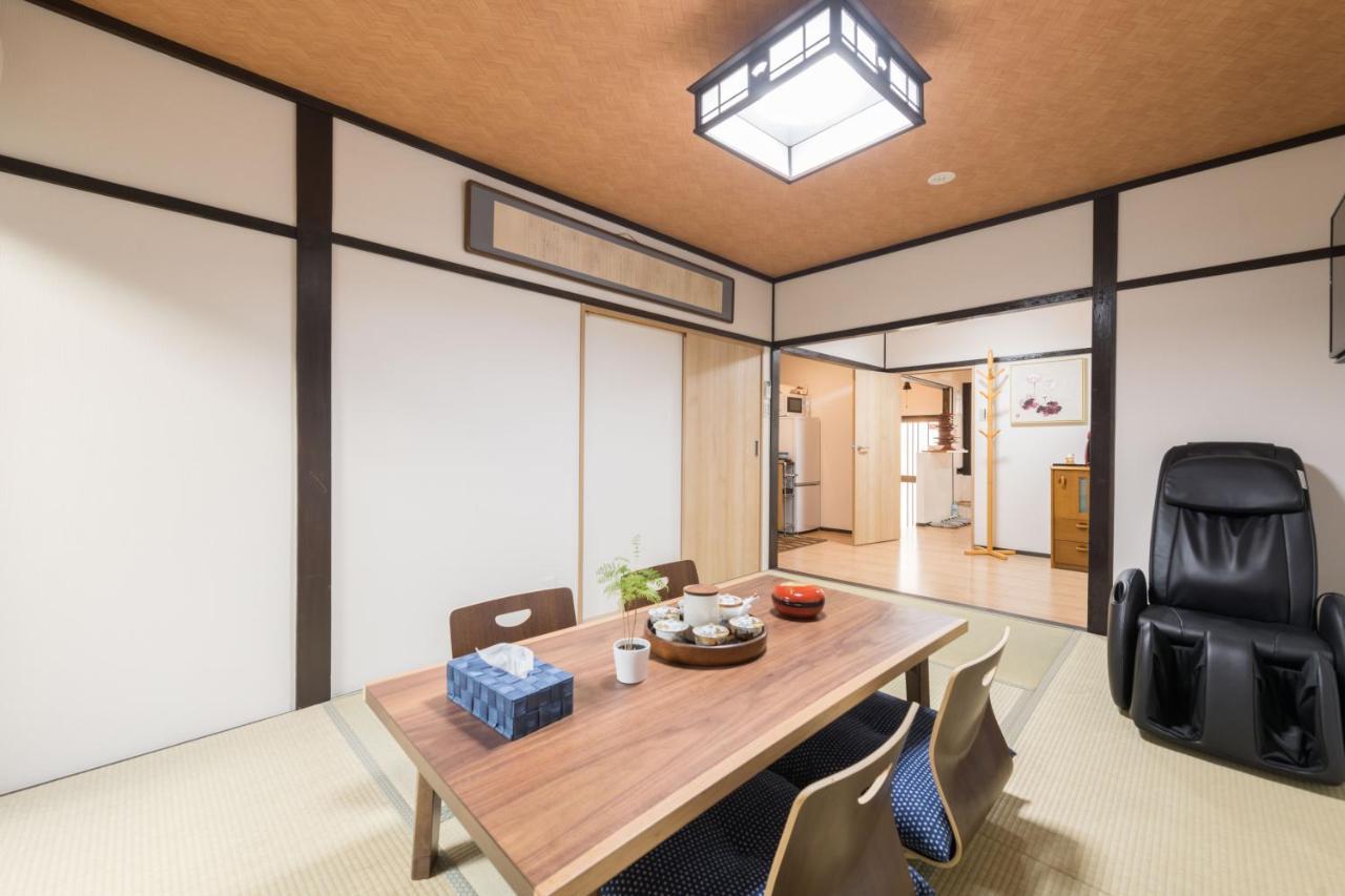 Villa 桜の宿千本 Two Two Toilets *