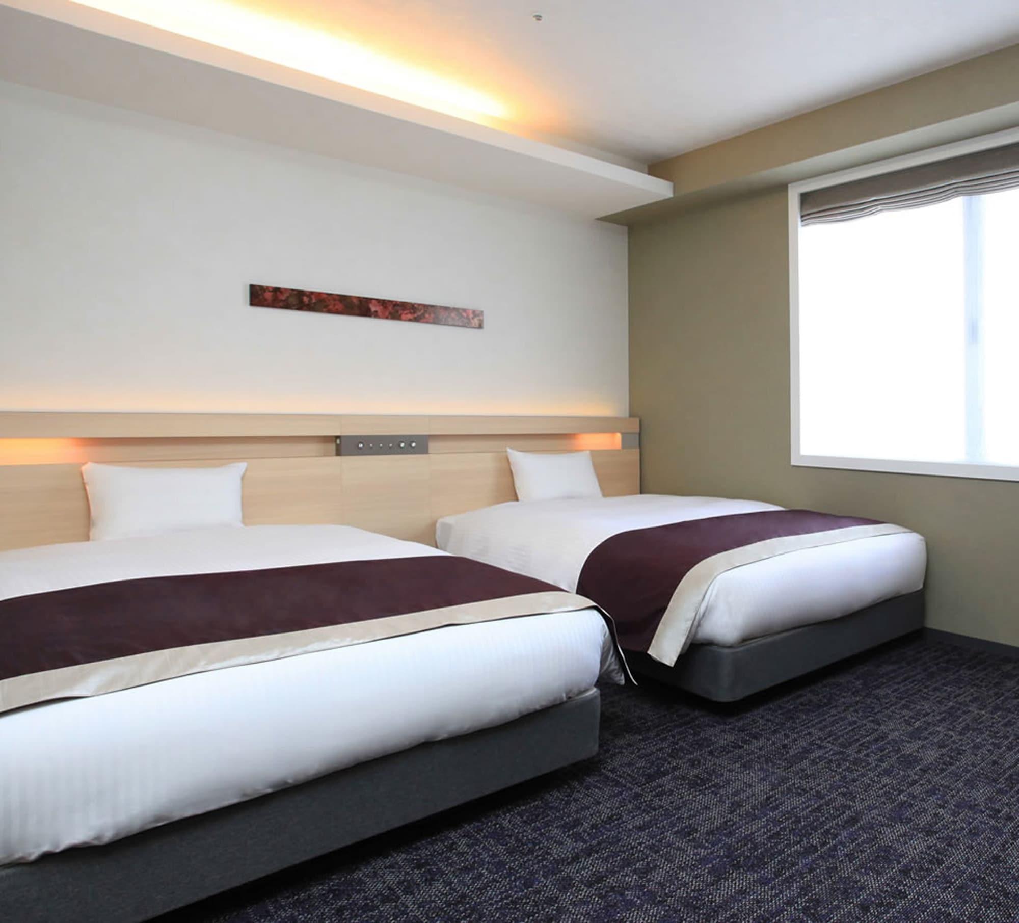 Hotel Urban Shijo Premium 3*