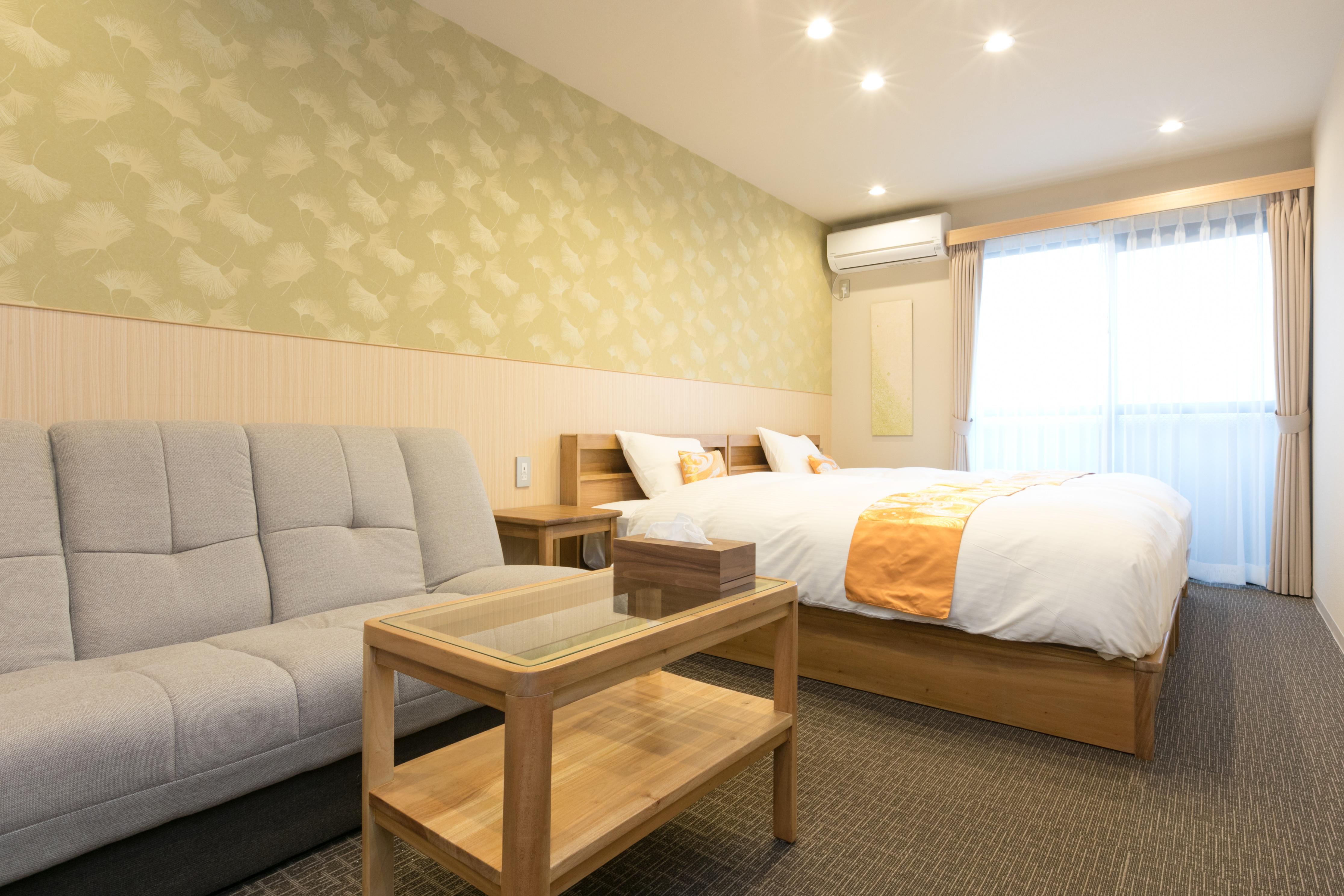 Sakura Gyoen East 3*