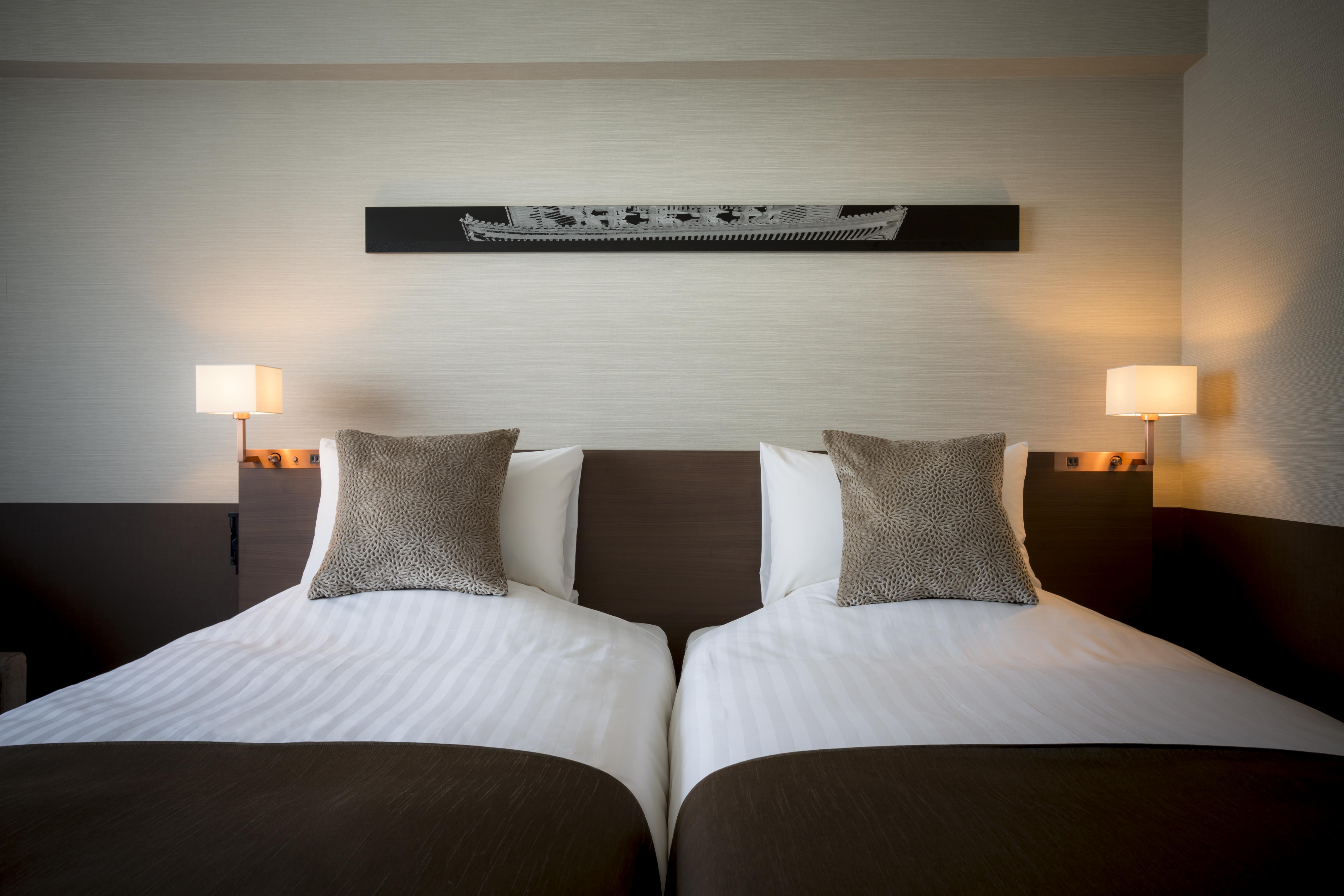 Hotel Century 4*