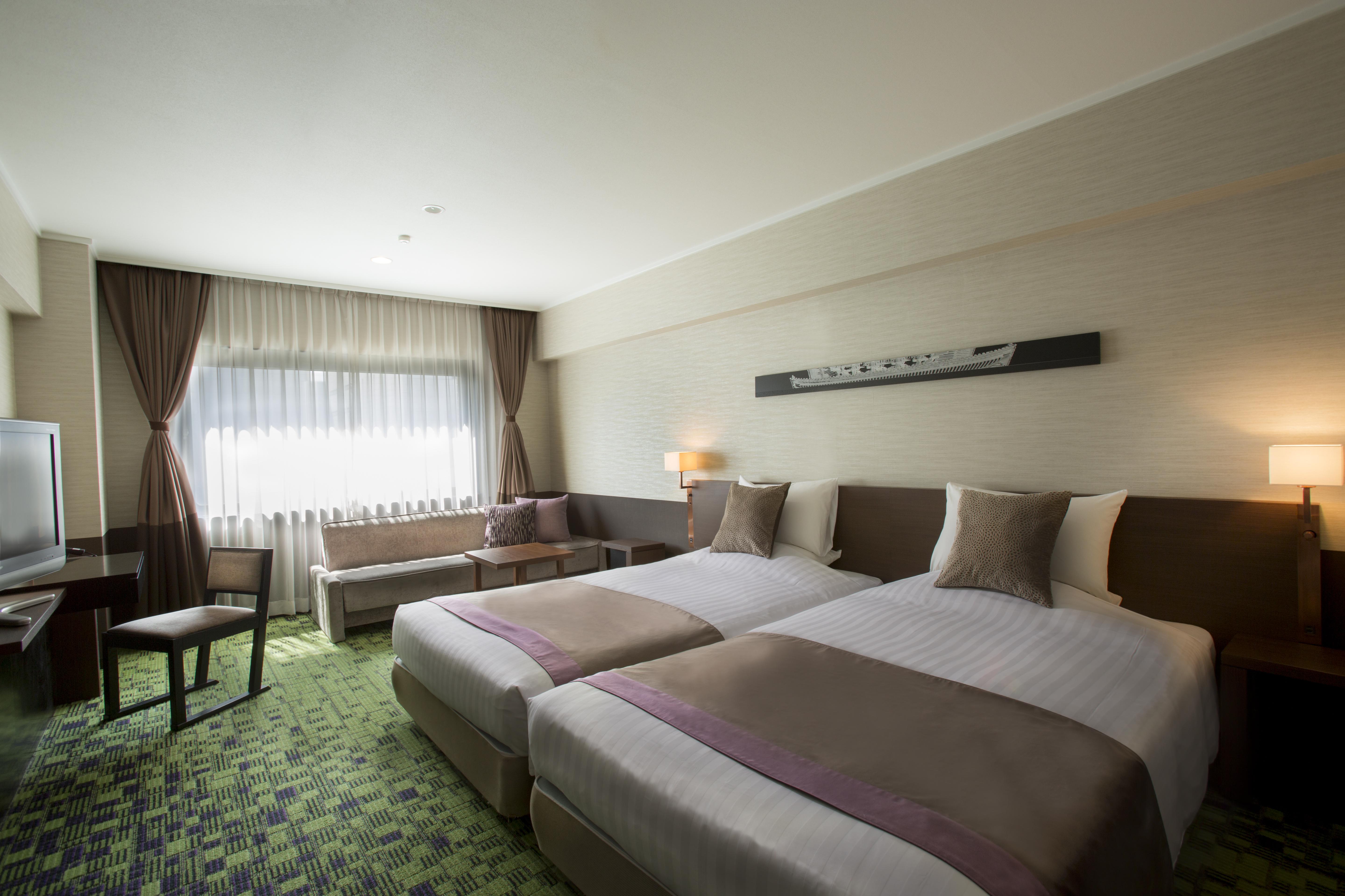 Century Hotel 4*