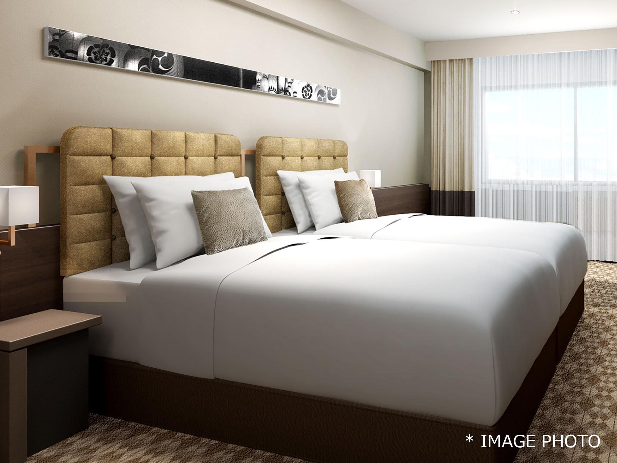 Hotel Century