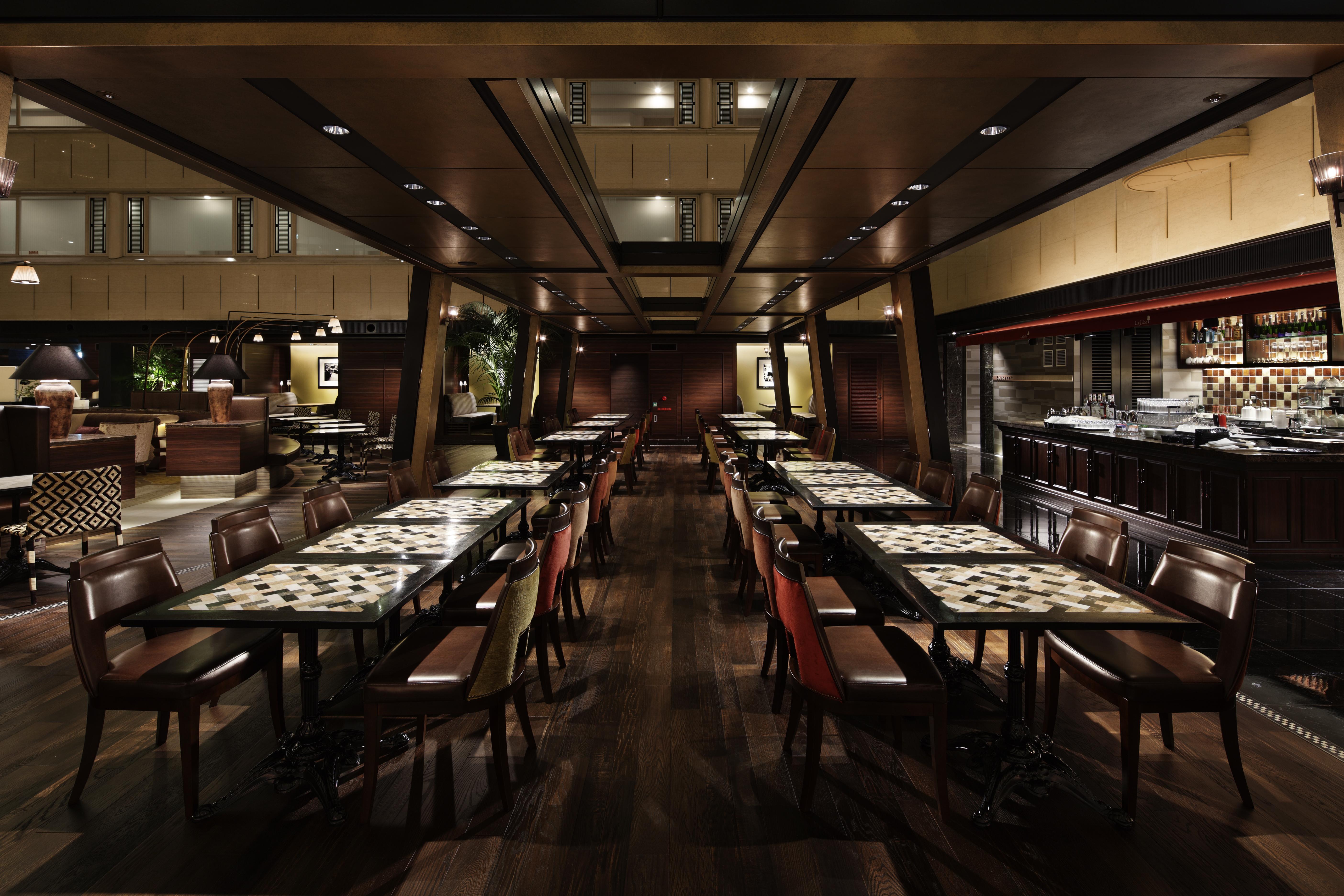 Hotel Century 4*