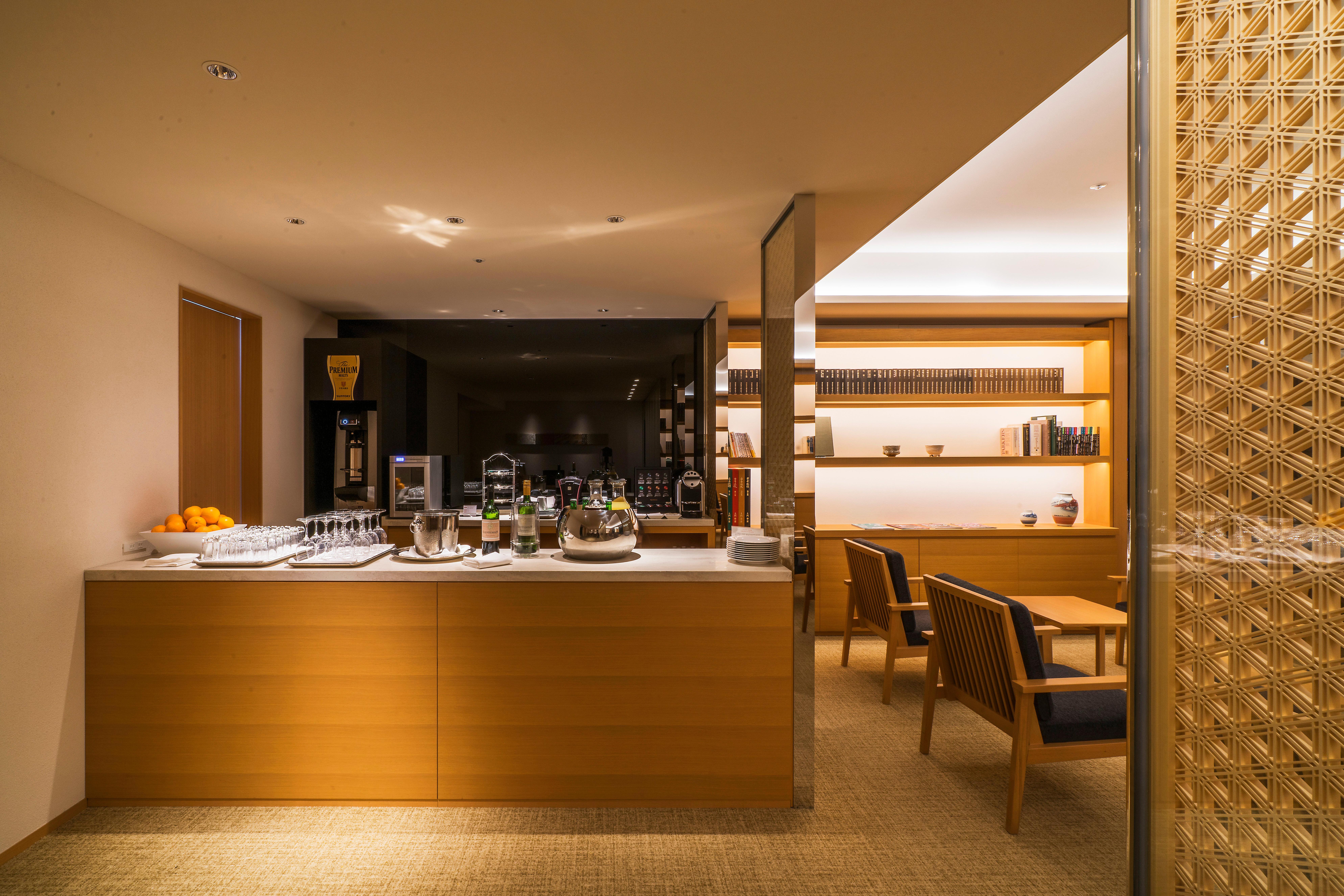 Hotel Ana Crowne Plaza By Ihg